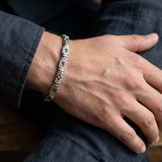 Zephyr Geometric Station Link Bracelet in 925 Sterling Silver