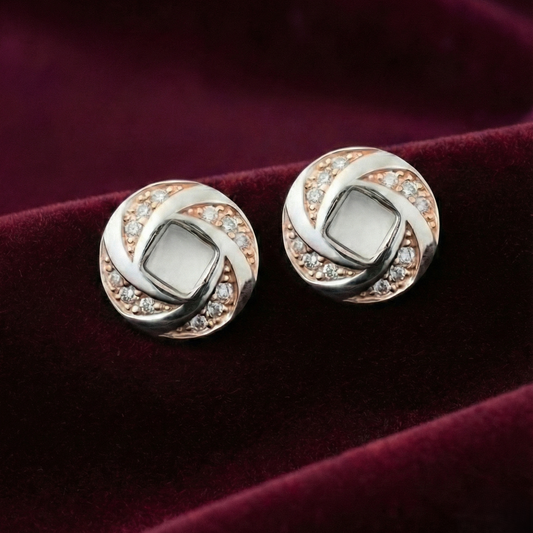 Luminous Infinity Swirl 925 Silver Studs