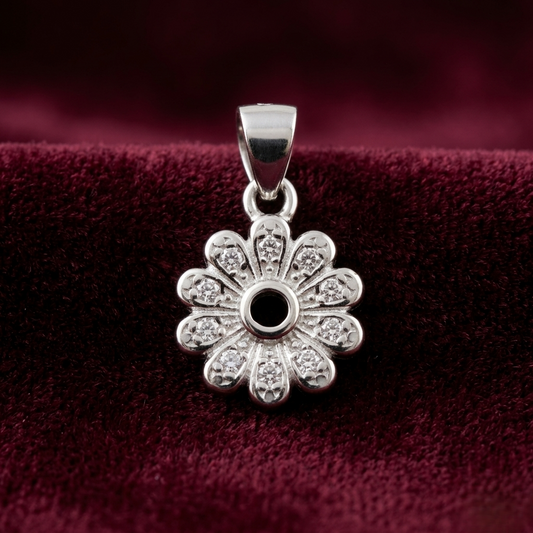 Radiant Floral 925 Sterling Silver Pendant