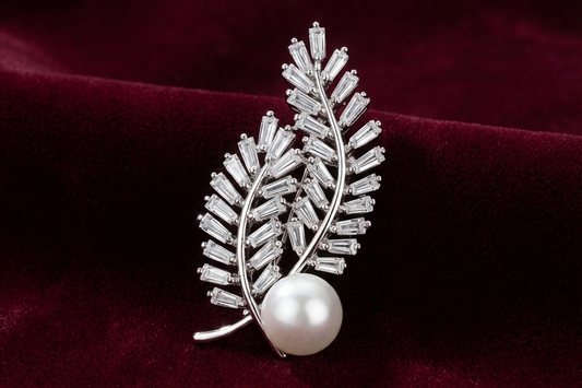 Leaf Pearl 925 Silver Brooch