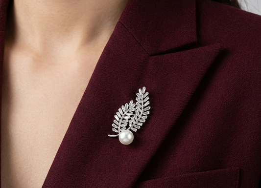 Leaf Pearl 925 Silver Brooch