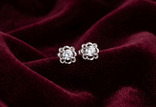 Lace Blossom 925 Silver Stud