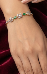 Regal Emerald Lattice 925 Silver Bracelet