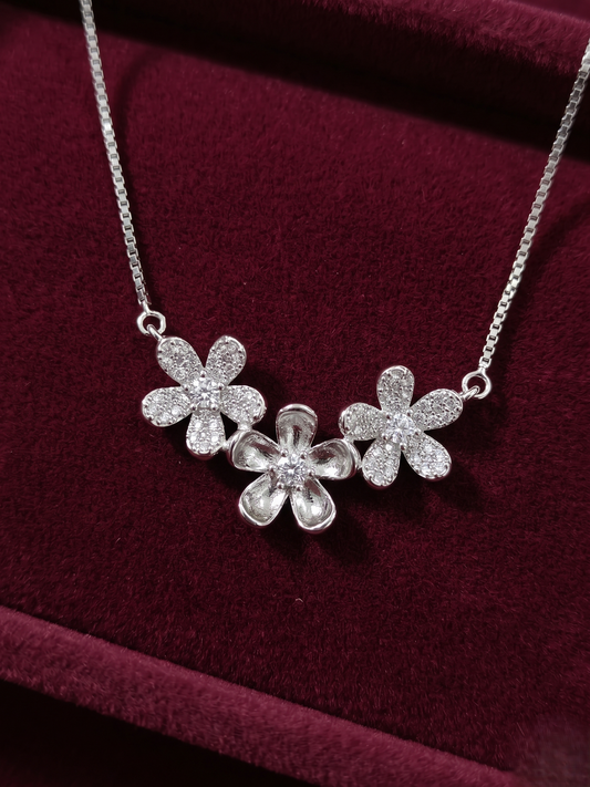 Floral Trio 925 Silver Necklace