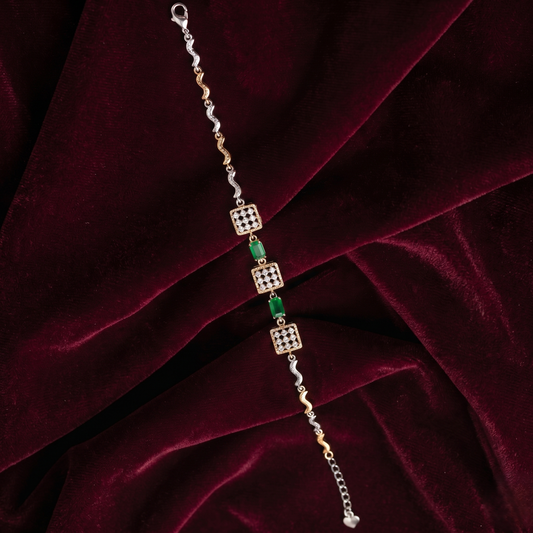 Regal Emerald Lattice 925 Silver Bracelet