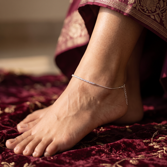 Radiant Solitaire & Sleek Chain 925 Sterling Silver Anklet